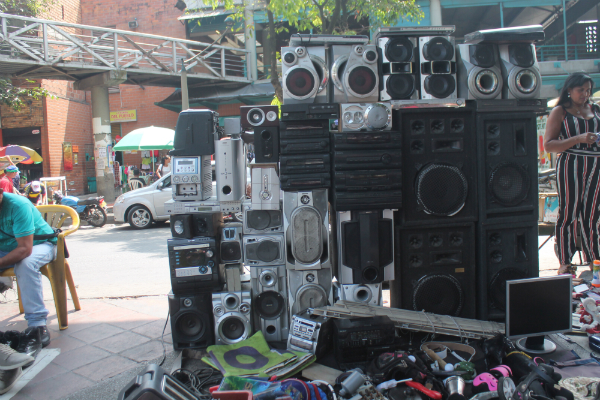 ventas ambulantes centro de medellín